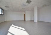 Local comercial en venta con 79m² en Deltebre, Carrer Montblanc foto