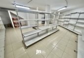 Local comercial en alquiler con 180m² en Cieza foto