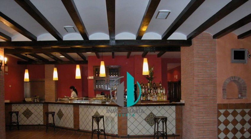 Local comercial