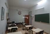 175m² commercial premises for sale in Cáceres, in the area of Kings Huertas photo