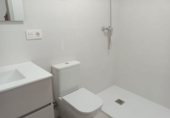 Oficina
en lloguer
amb 30m² a Llanes, Calle Roman Romano, 18 foto