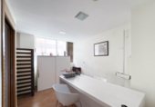 Local comercial en venta con 191m² en Oliva, Calle Menéndez y Pelayo foto