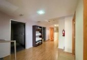 Local comercial en venta con 191m² en Oliva, Calle Menéndez y Pelayo foto
