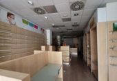 Local comercial en venta con 150m² en Onteniente, Calle Violinista Matas foto