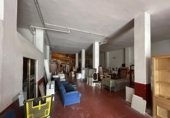Nau Industrial
en venda
amb 650m² a Badajoz, a la zona de Sant Roc, Calle Adel Pinna Casas foto