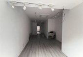 Local comercial en venta con 46m² en l'Hospitalet de Llobregat, en la zona de la Florida, Carrer del Doctor Ramon Solanich i Riera foto