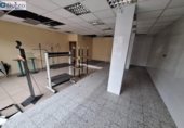 128m² commercial premises for sale in Torrijos, Avenida de la Estación photo