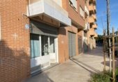 114m² commercial premises for sale in Alacuás, Pasaje 25 de Abril photo