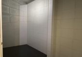 114m² commercial premises for sale in Alacuás, Pasaje 25 de Abril photo