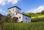 976m² hôtel pour vente à Tineo photo