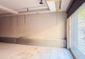 Local comercial
en venda
amb 396m² a Elx, calle oscar esplá, 03201 foto