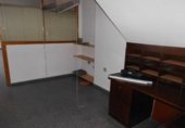 210m² commercial premises for sale in Almansa, Calle San José photo