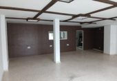 Local comercial en venta con 160m² en Cáceres, en la zona de Santiago, Calle Belén foto