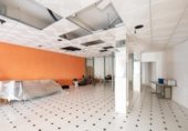 137m² commercial premises for sale in Gójar, Calle Mulhacén photo