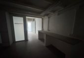 Local comercial en venta con 92m² en Elda, gran avenida foto