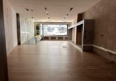 Local comercial
en lloguer
amb 116m² a Santiago de Compostel·la, a la zona de Cornes foto