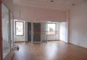 Local comercial en alquiler con 75m² en Logroño foto