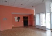Local comercial en alquiler con 75m² en Logroño foto