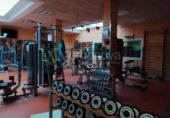 1556m² gym for rent in Logroño photo