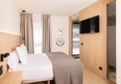 Hotel en venta con 725m² en León, Casco Antiguo foto
