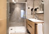 Hotel en venta con 725m² en León, Casco Antiguo foto