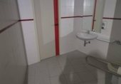 Local comercial en venta con 250m² en Lérida, Carrer de l'Acadèmia foto