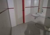 Local comercial en venta con 250m² en Lérida, Carrer de l'Acadèmia foto