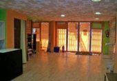 700m² commercial premises for sale in Lérida, Plaça Victor Siurana photo