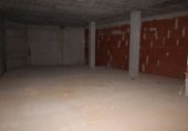 Local comercial en alquiler con 120m² en Oviedo, en la zona de Casco Antiguo foto
