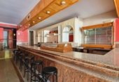 Restaurante en venta con 194m² en Badajoz foto