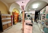 Local comercial en venta, traspaso con 85m² en Badajoz foto