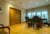 Oficina
en venda
amb 291m² a Badajoz foto