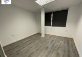 Oficina
en lloguer
amb 60m² a Albacete, Centro-Carretas foto