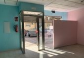 Local comercial en alquiler con 115m² en Martos foto