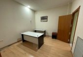 Oficines
en lloguer, venda
amb 240m² a Albacete, Ensanche-Franciscanos foto