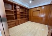 Oficines
en lloguer, venda
amb 240m² a Albacete, Ensanche-Franciscanos foto