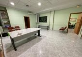 Oficines
en lloguer, venda
amb 240m² a Albacete, Ensanche-Franciscanos foto