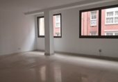Oficina en alquiler con 66m² en Gijón, en la zona de La Calzada foto