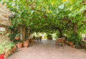 Local comercial en venta con 685m² en la Bisbal d'Empordà foto