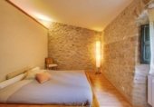 Local comercial en venta con 685m² en la Bisbal d'Empordà foto