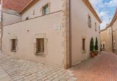 Local comercial en venta con 685m² en la Bisbal d'Empordà foto