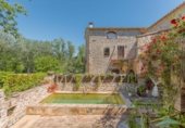 727m² commercial premises for sale in Cornellà del Terri photo