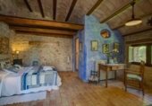 727m² commercial premises for sale in Cornellà del Terri photo