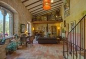 727m² commercial premises for sale in Cornellà del Terri photo
