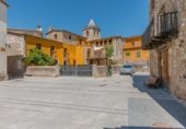 727m² commercial premises for sale in Cornellà del Terri photo