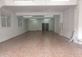 Local comercial en venta con 400m² en Utrera foto