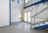 500m² entrepôt industriel pour vente à Gines photo