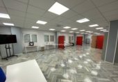 Local comercial
en lloguer
amb 1100m² a Talavera de la Reina foto