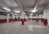 Local comercial en venta con 914m² en Bilbao, en la zona de San Pedro de Deusto, Parque de Botica Vieja foto