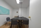 292m² locaux commerciaux pour vente à Barcelone, dans le quartier de el Putget i Farró, Carrer de Bertran photo